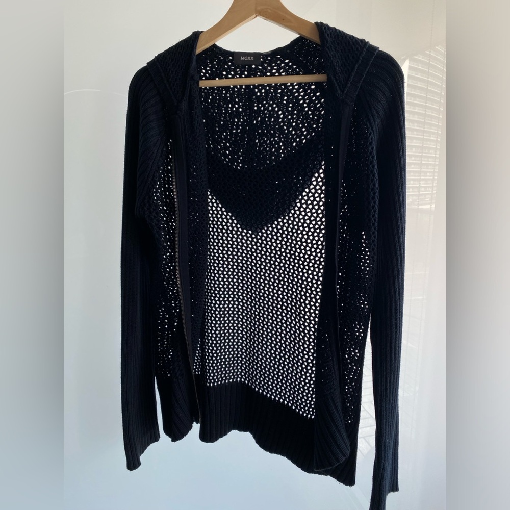 Mexx fishnet hoodie, EUC Size XL